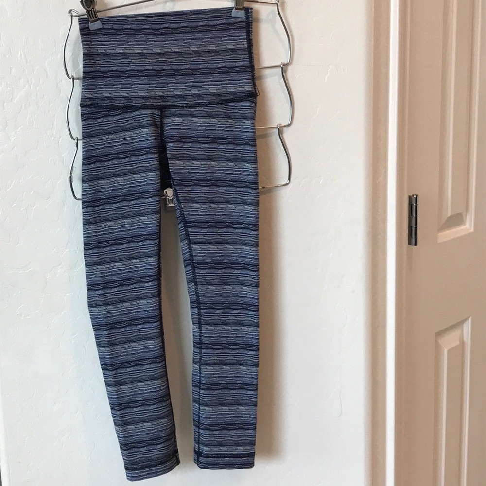 Lululemon capri MV L-4